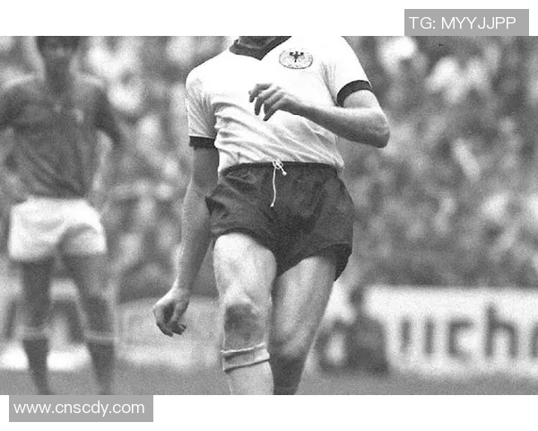 腼腆足球球星的低调辉煌与不为人知的内心世界探秘